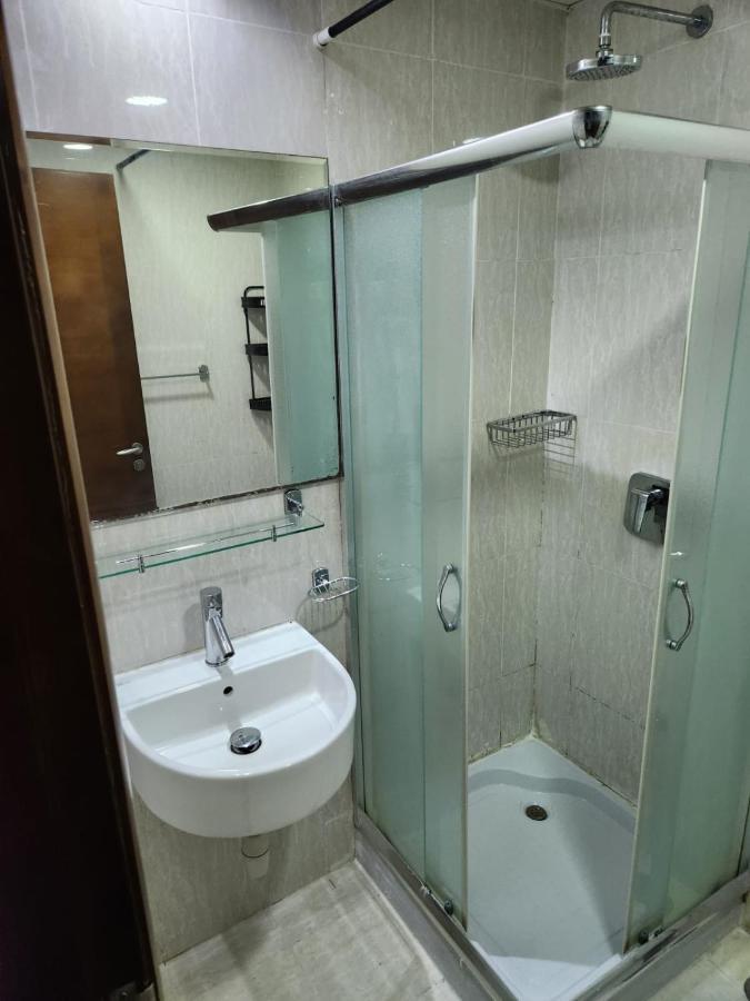 Furnished Studio Apartment Near Business Bay Metro Station 迪拜 外观 照片