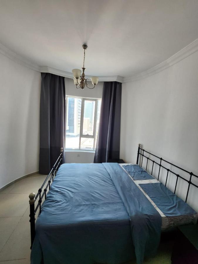 Furnished Studio Apartment Near Business Bay Metro Station 迪拜 外观 照片
