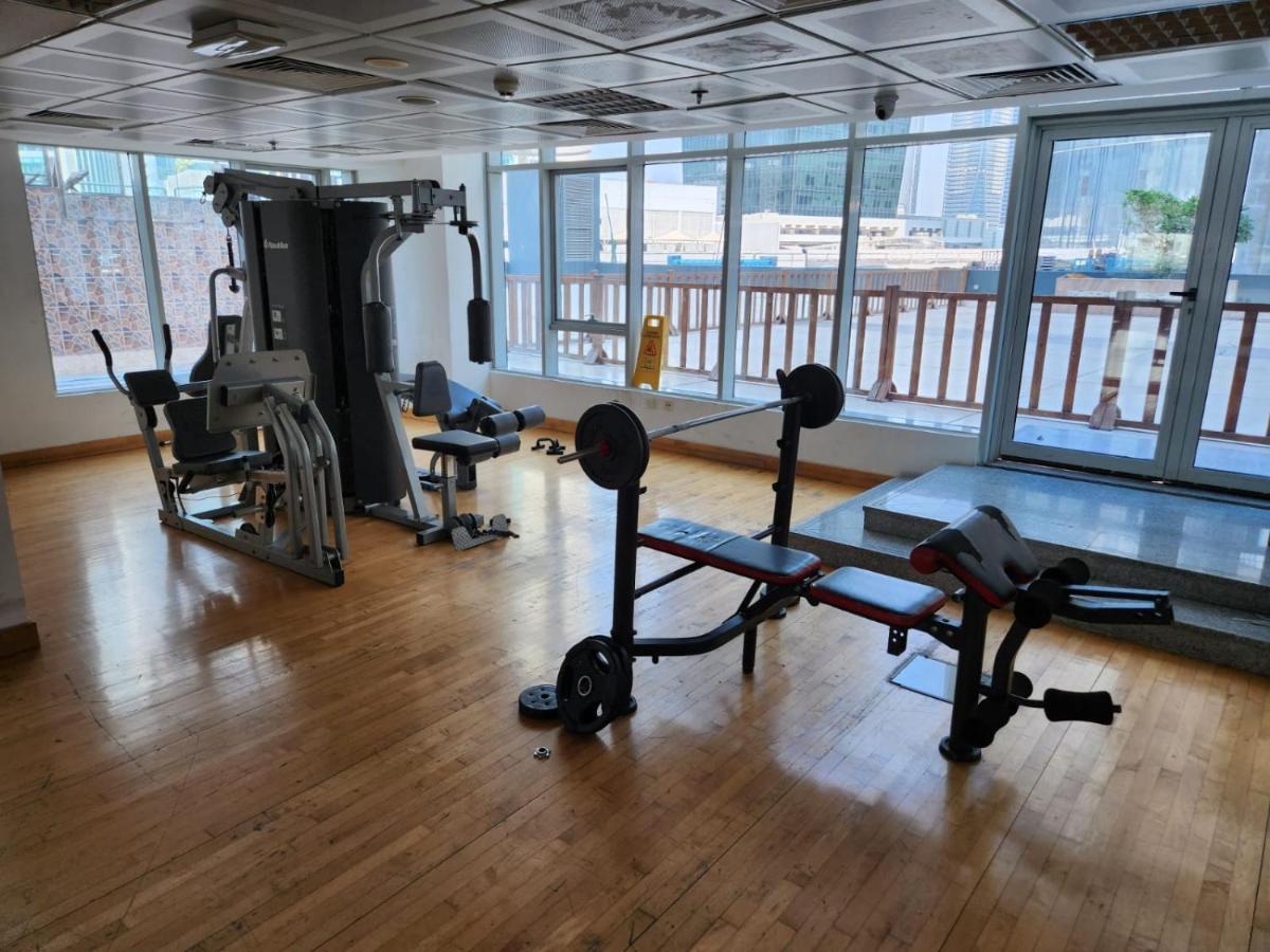 Furnished Studio Apartment Near Business Bay Metro Station 迪拜 外观 照片