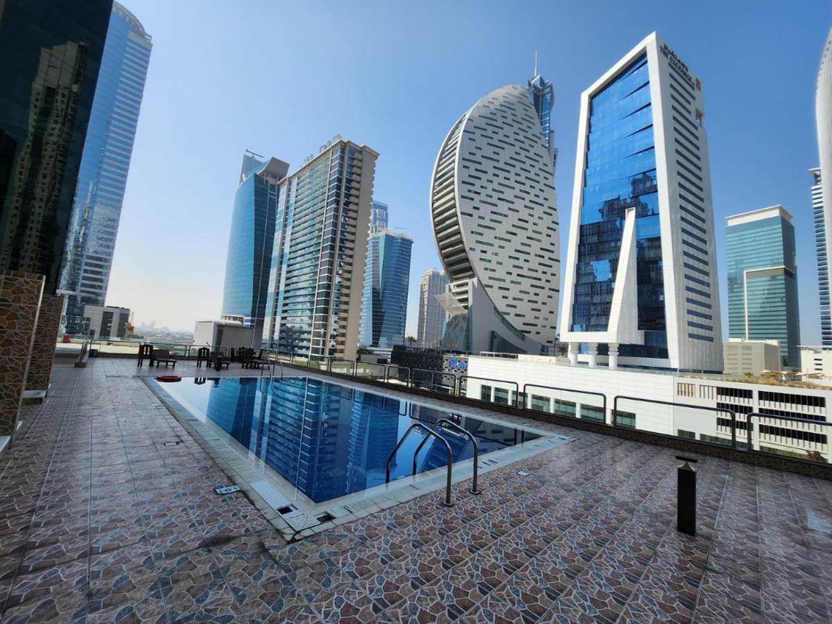 Furnished Studio Apartment Near Business Bay Metro Station 迪拜 外观 照片