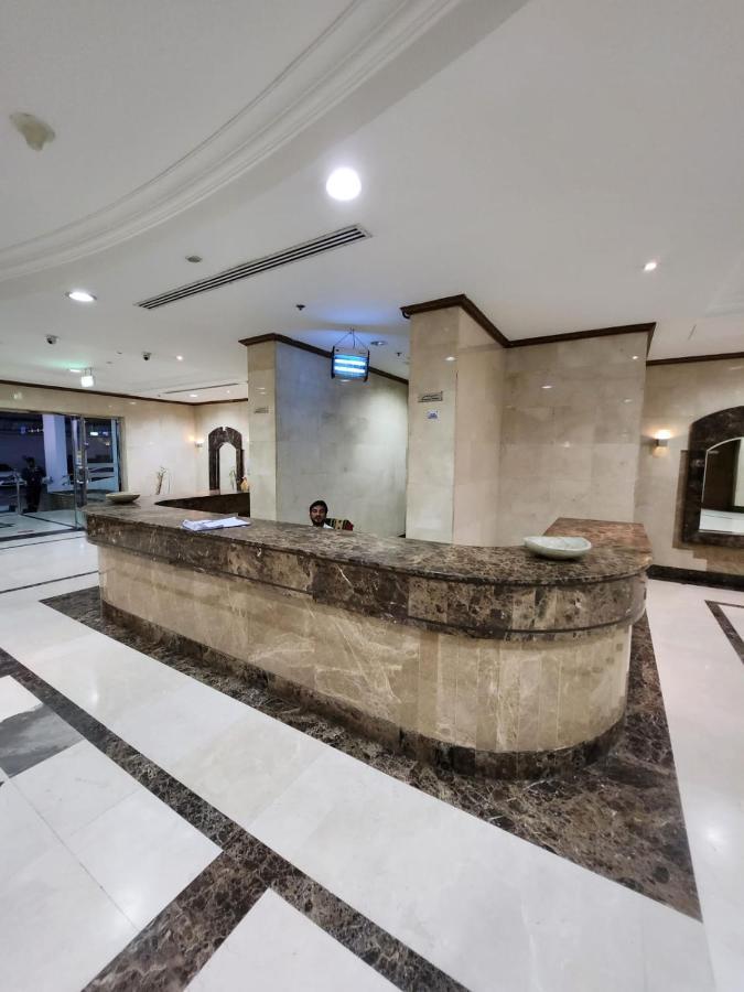 Furnished Studio Apartment Near Business Bay Metro Station 迪拜 外观 照片